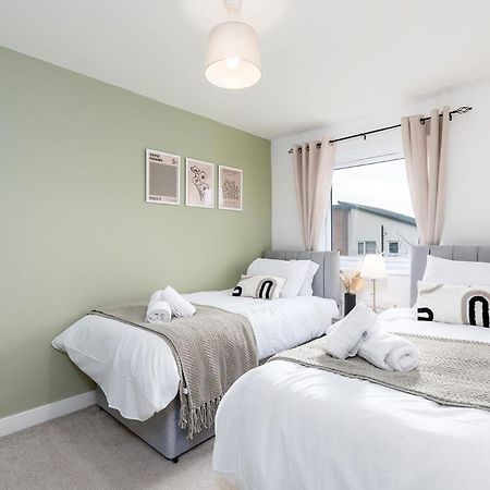 6 Guests - 3 Bedrooms - Free Wi-Fi - Manchester Kültér fotó