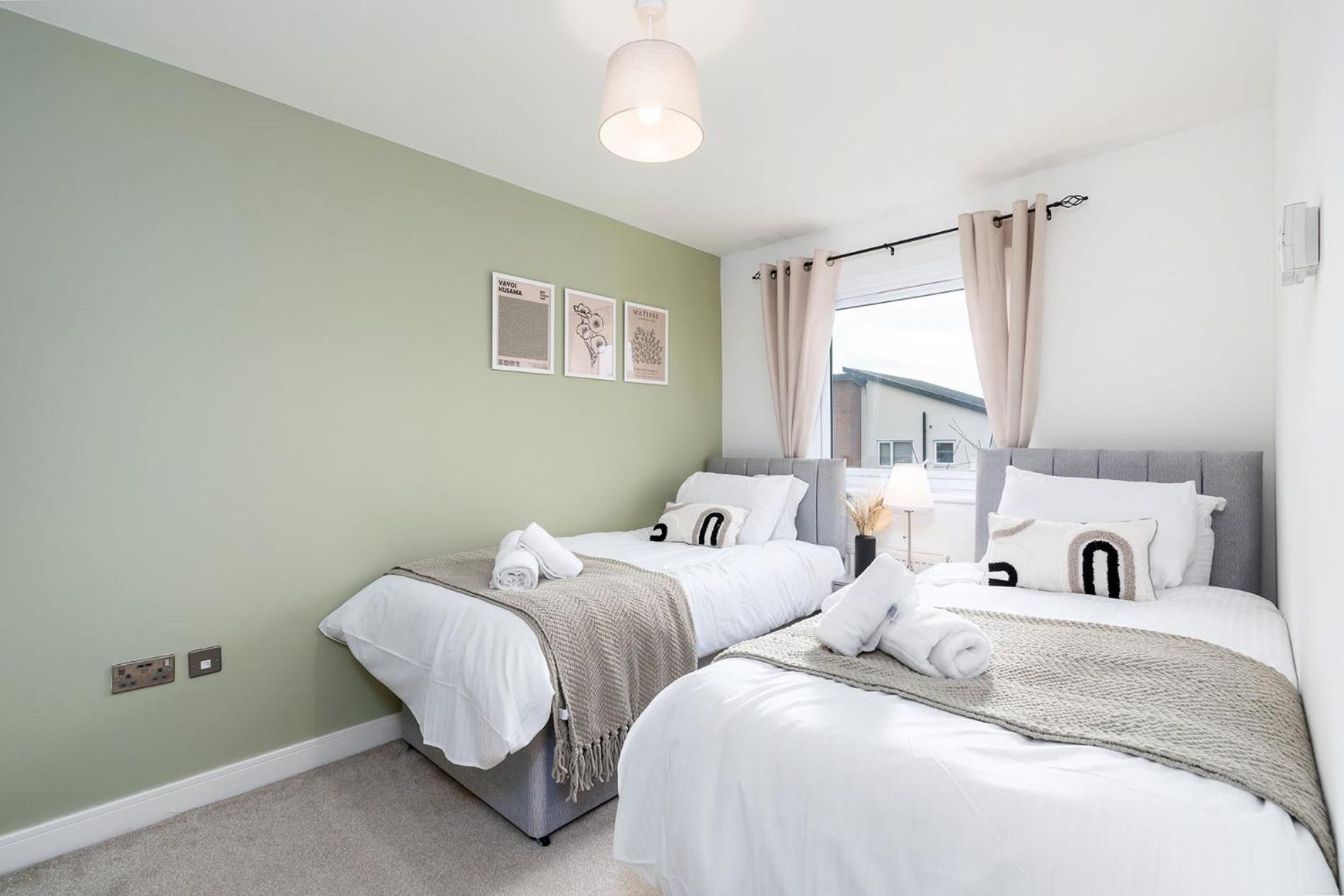 6 Guests - 3 Bedrooms - Free Wi-Fi - Manchester Kültér fotó