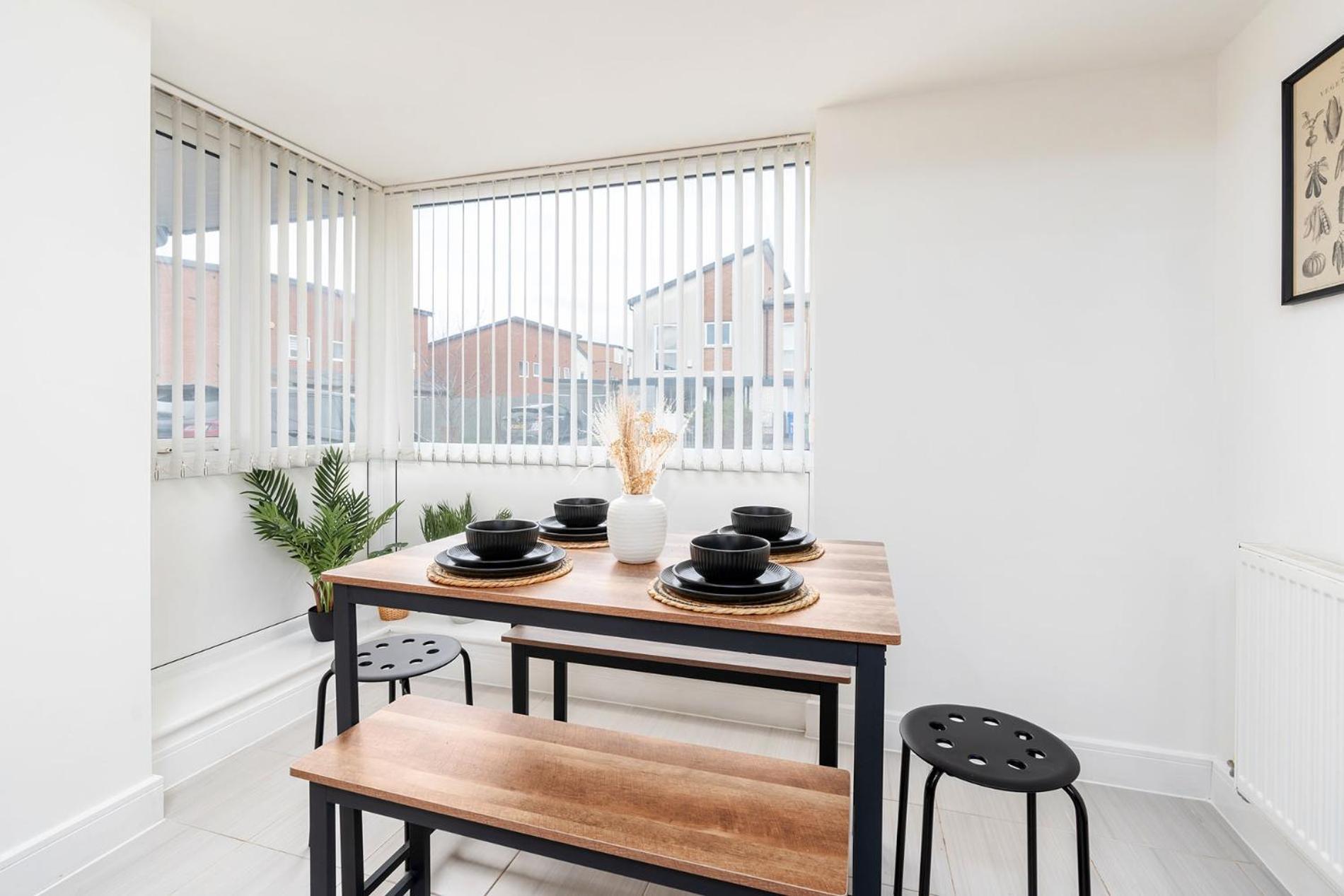 6 Guests - 3 Bedrooms - Free Wi-Fi - Manchester Kültér fotó