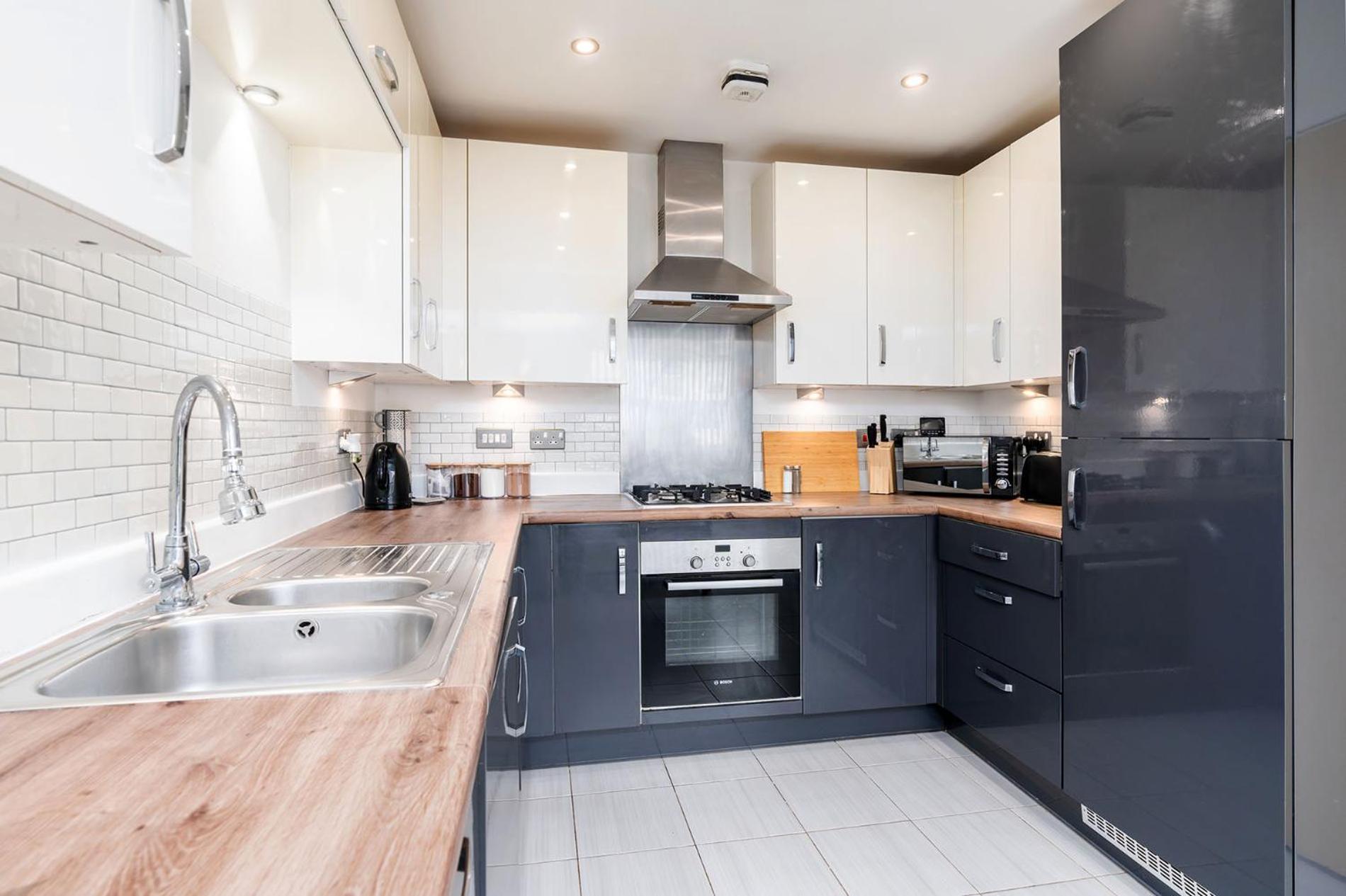 6 Guests - 3 Bedrooms - Free Wi-Fi - Manchester Kültér fotó