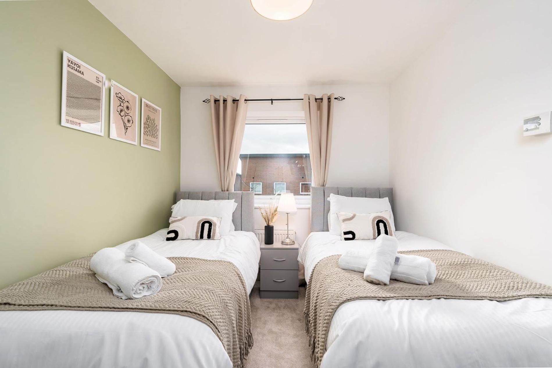6 Guests - 3 Bedrooms - Free Wi-Fi - Manchester Kültér fotó