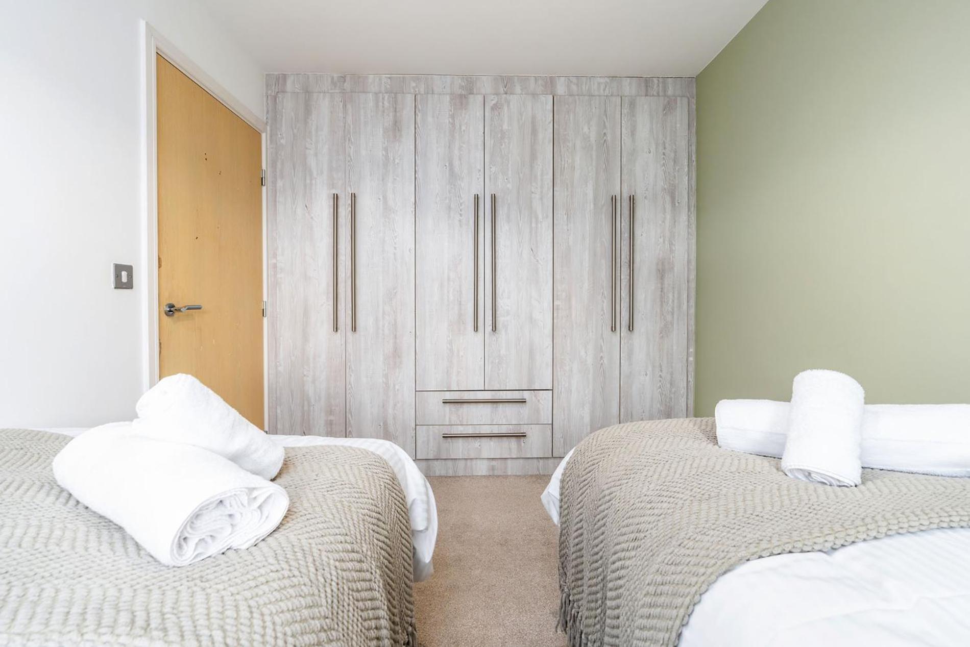 6 Guests - 3 Bedrooms - Free Wi-Fi - Manchester Kültér fotó